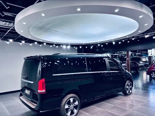 Mercedes-Benz V-Class — Фото автомобиля 3