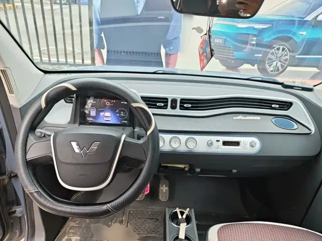 Wuling Hongguang Mini EV — Фото автомобиля 5