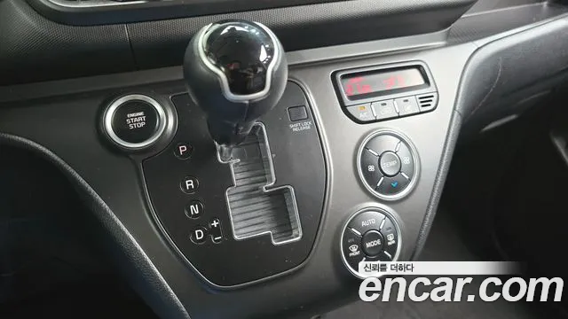 Kia Ray — Фото автомобиля 12