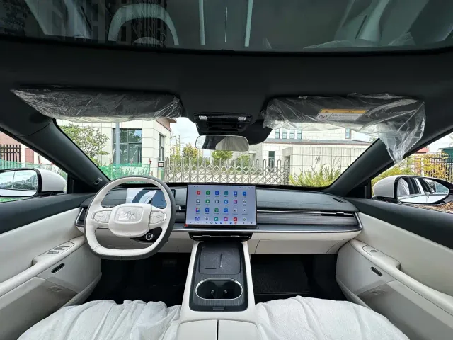Dongfeng eπ 007 — Фото автомобиля 6