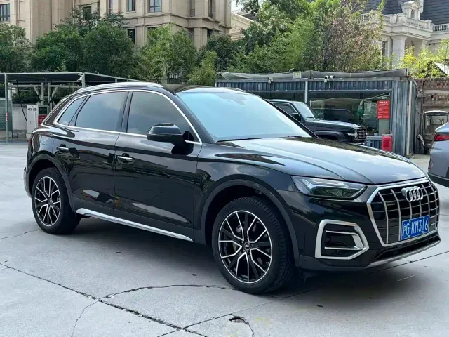 Audi Q5L — Фото автомобиля 10