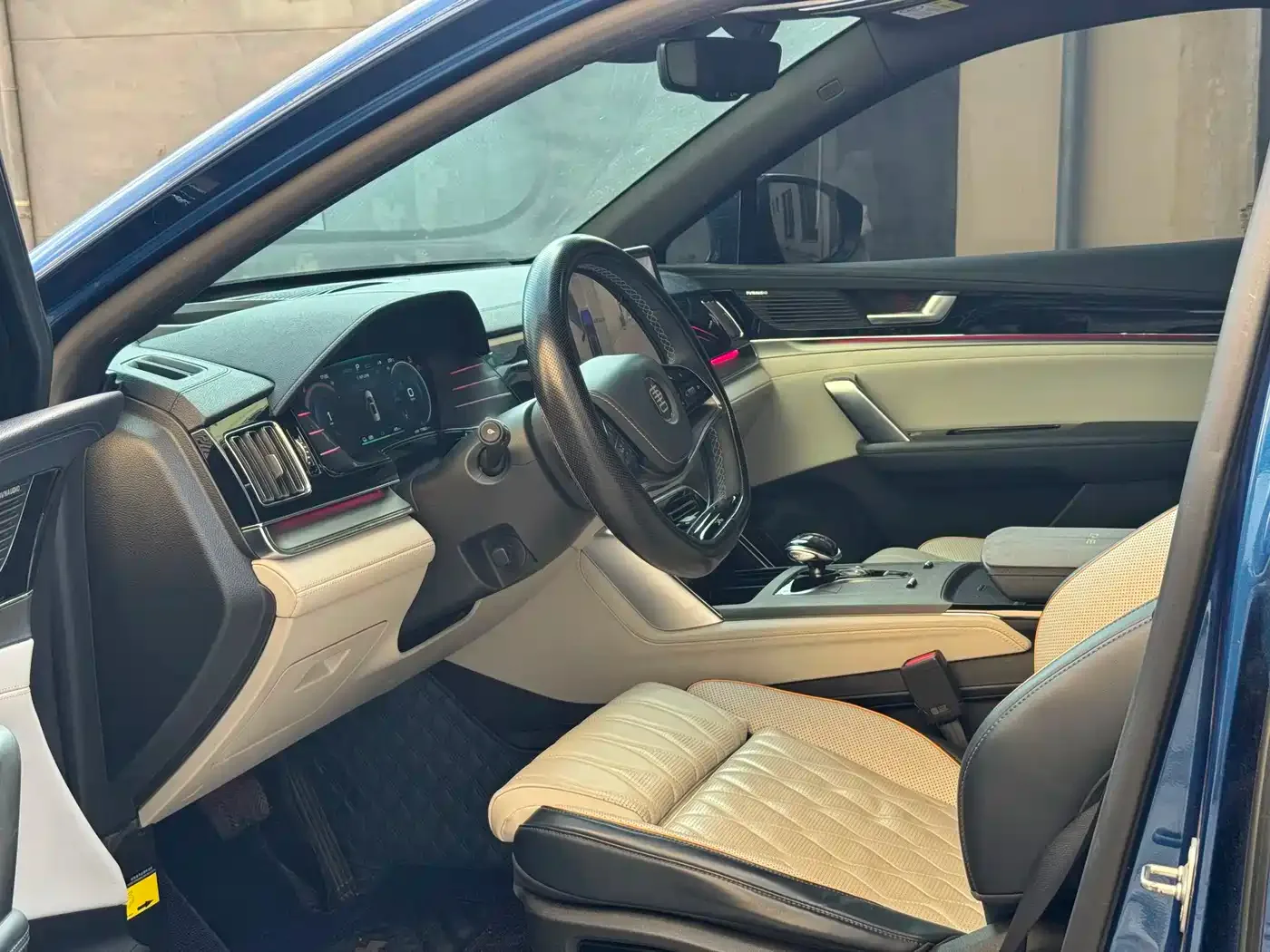 BYD Tang New Energy 2022 EV 635KM AWD Flagship — Фото автомобиля 4