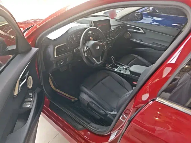 BMW 1 Series — Фото автомобиля 15