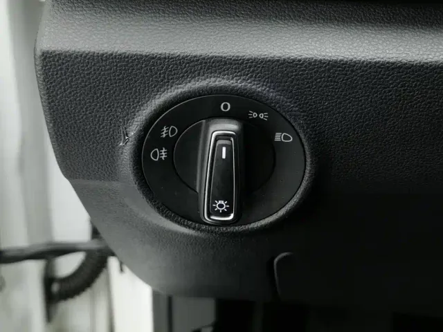 Volkswagen Volkswagen T-ROC 2022 280TSI DSG 2WD Comfort PLUS — Фото автомобиля 21