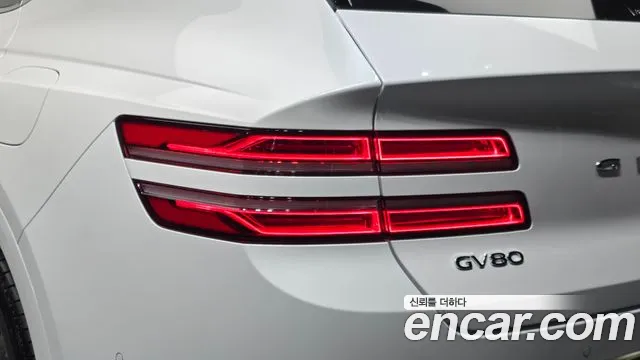 Genesis GV80 — Фото автомобиля 8