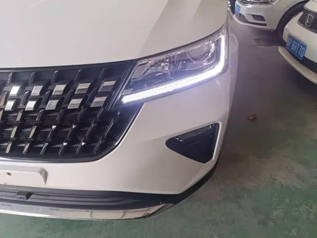 Wuling Xingchi — Фото автомобиля 23