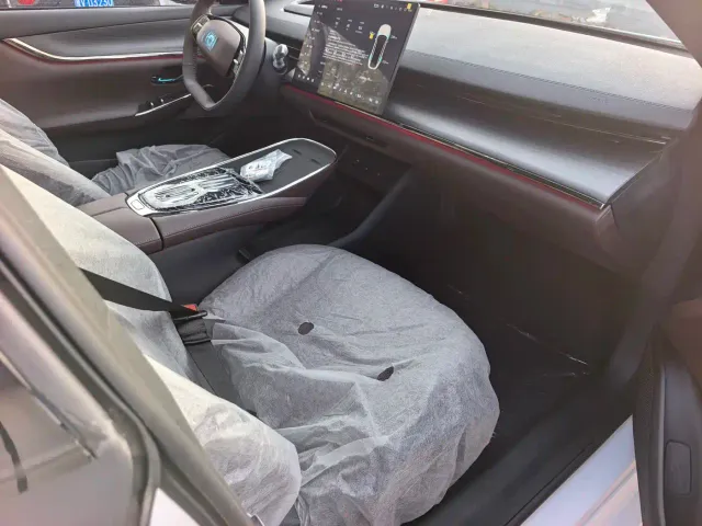 Changan Qiyuan A07 — Фото автомобиля 10