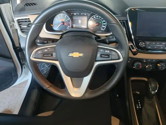 Chevrolet Monza — Фото автомобиля 10
