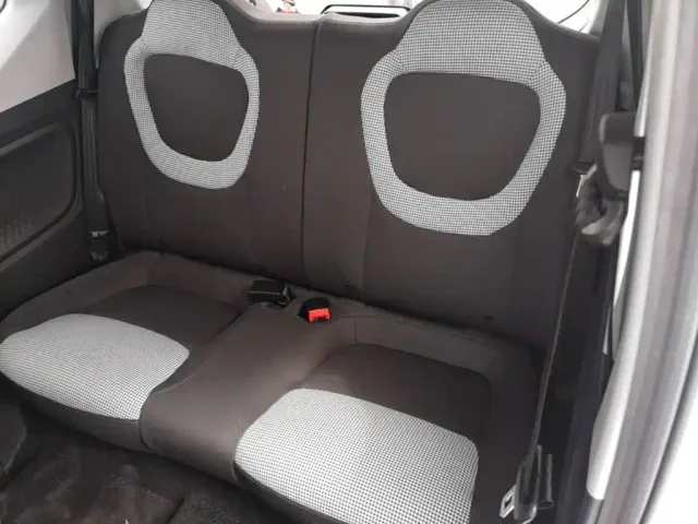 Wuling Hongguang Mini EV — Фото автомобиля 16