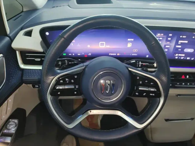 Buick Century — Фото автомобиля 10