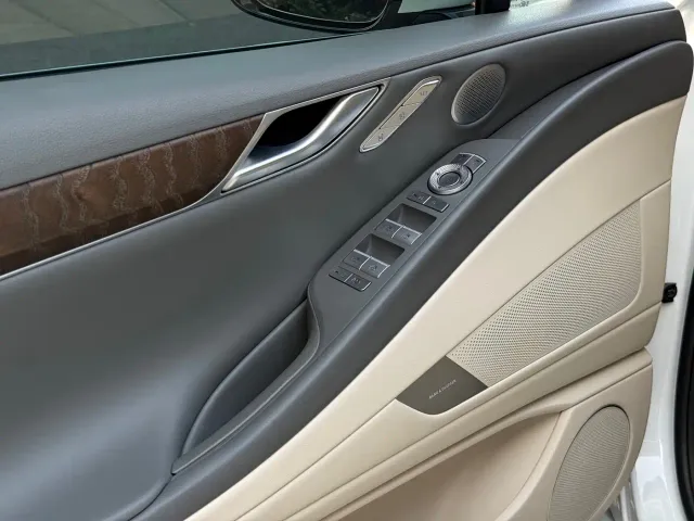 Genesis G80 — Фото автомобиля 10