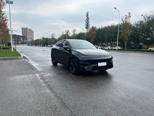 Xpeng G6 — Фото автомобиля 3