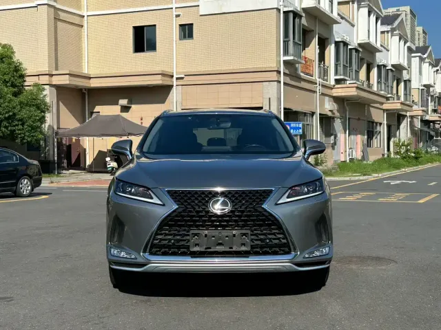 Lexus RX — Фото автомобиля 2