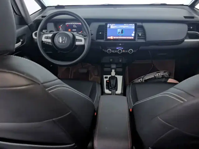 Honda Fit — Фото автомобиля 9