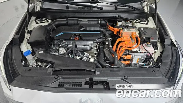Kia K8 Hybrid — Фото автомобиля 9
