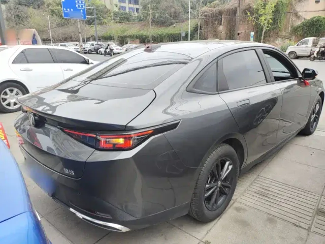 Changan Lamore — Фото автомобиля 4