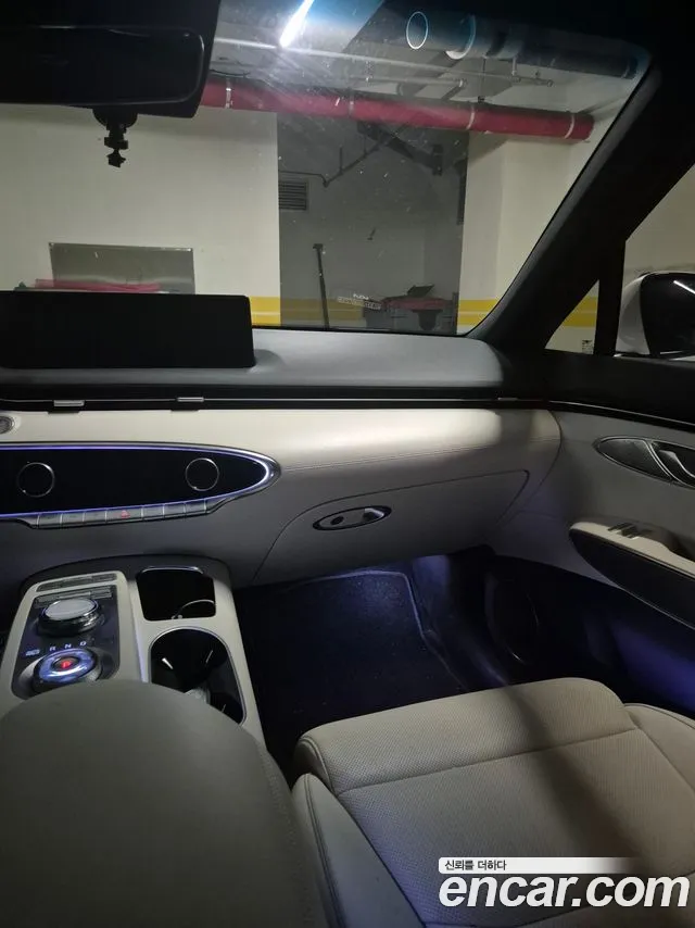 Genesis GV70 Electrified GV70 — Фото автомобиля 12