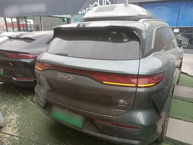 BYD Tang L — Фото автомобиля 5