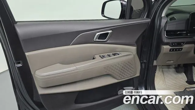 Kia Carnival 4th Gen — Фото автомобиля 13