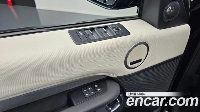 Land Rover Discovery — Фото автомобиля 17