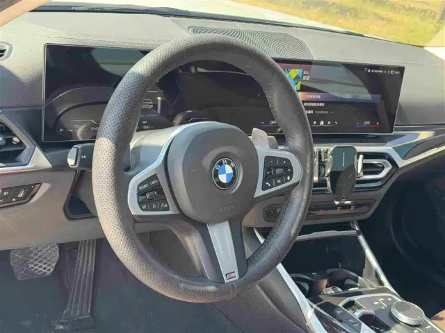 BMW 3 Series — Фото автомобиля 15