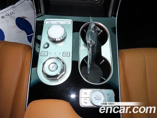 Genesis GV80 — Фото автомобиля 10