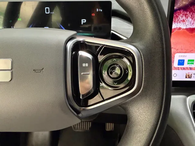 Geely Galaxy L6 — Фото автомобиля 17