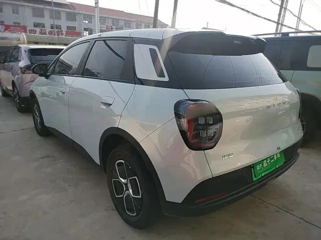 GAC Aion UT — Фото автомобиля 4