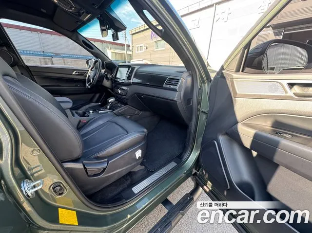 KG_Mobility_Ssangyong Rexton Новый Rexton Sport Khan Дизель 2.2 4WD — Фото автомобиля 10