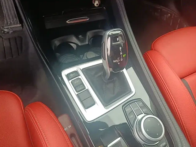 BMW 1 Series — Фото автомобиля 13