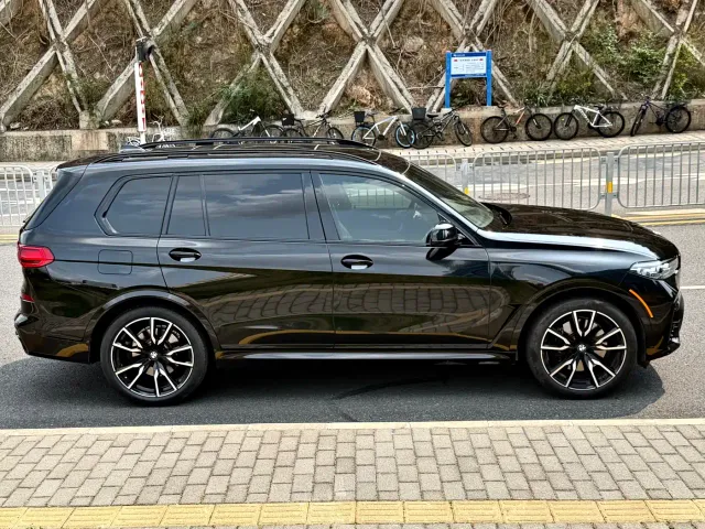 BMW X7 — Фото автомобиля 4