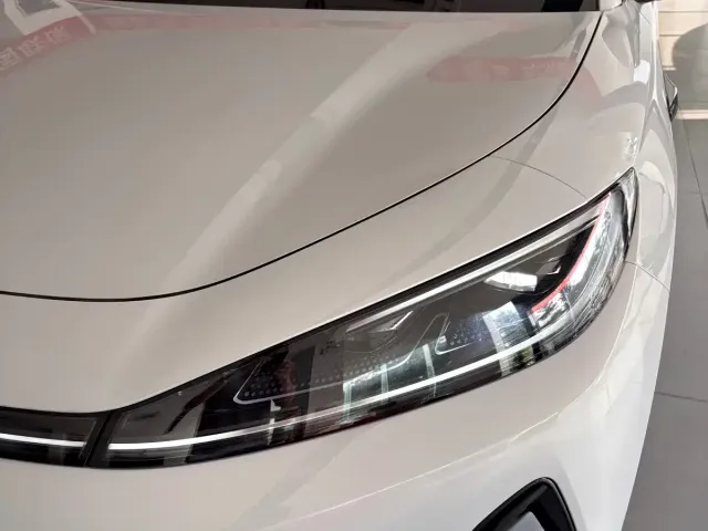 BYD Hai Shi 05 EV — Фото автомобиля 3