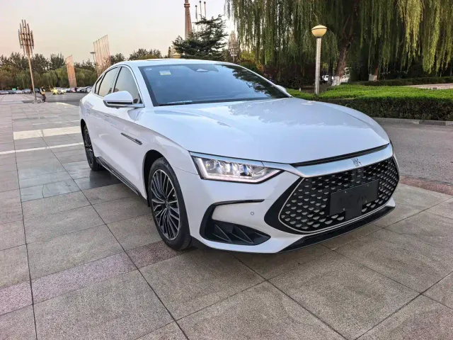 BYD Han — Фото автомобиля 2