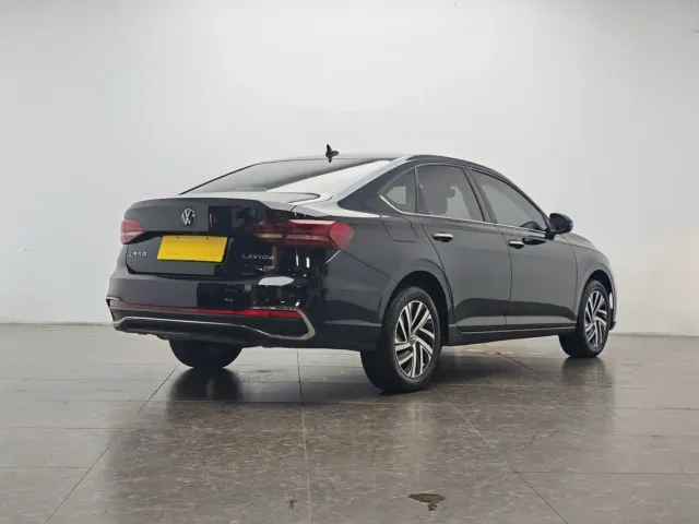 Volkswagen Lavida — Фото автомобиля 3