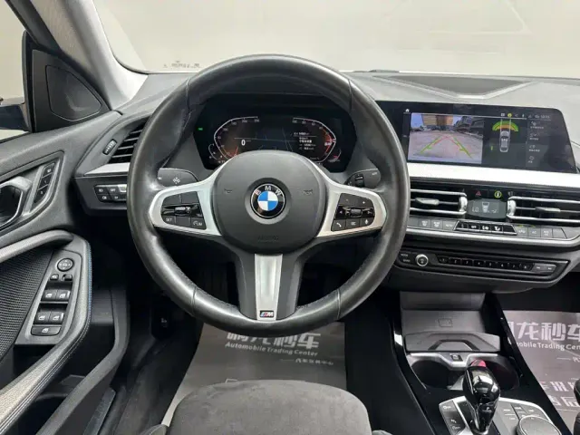 BMW 2 Series — Фото автомобиля 10