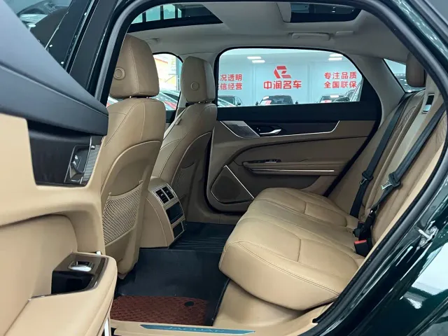 Jaguar XFL — Фото автомобиля 5