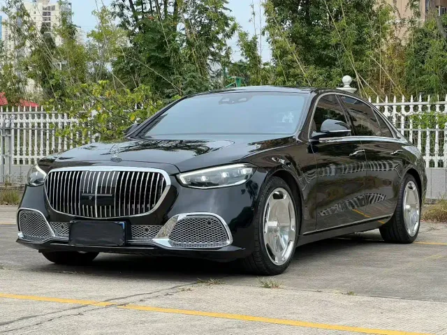 Фотография автомобиля — Mercedes-Benz S-Class