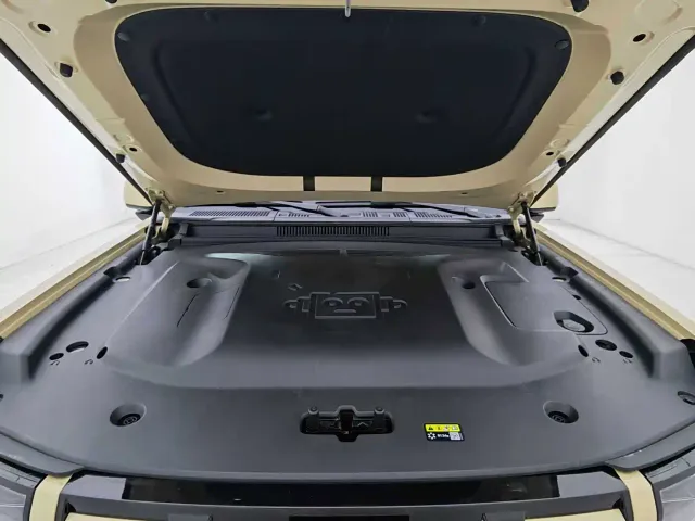 iCAR iCAR V27 2026 200KM AWD Falcon 500 — Фото автомобиля 6