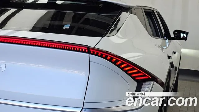 Kia EV6 — Фото автомобиля 8