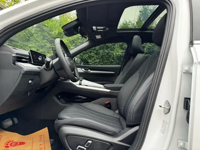 Geely Xingrui — Фото автомобиля 5