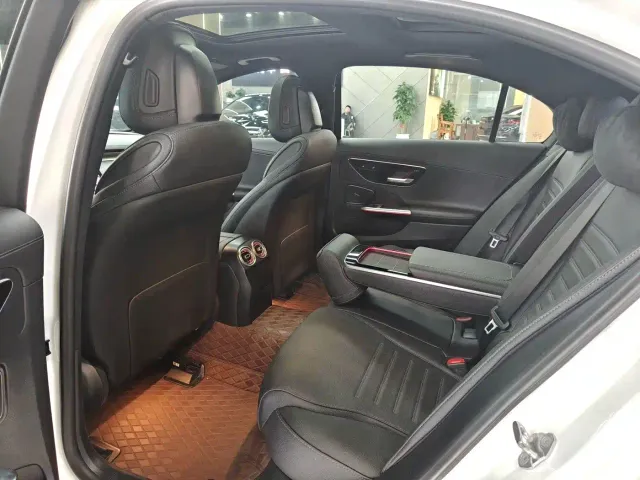 Mercedes-Benz C-Class — Фото автомобиля 5