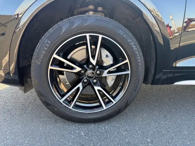 Audi Q5L — Фото автомобиля 16