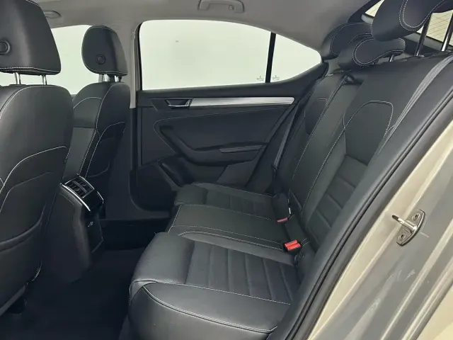 Škoda Superb 2022 TSI280 DSG Premium Edition — Фото автомобиля 8
