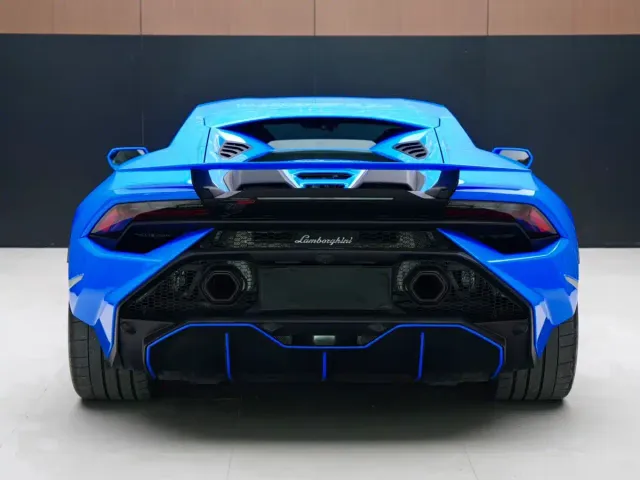 Lamborghini Huracan — Фото автомобиля 5