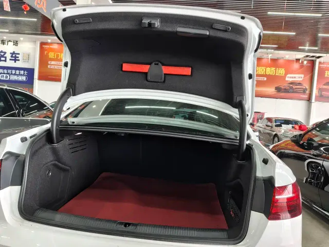 Audi Audi A4L 2024 40 TFSI Fashion Dynamic — Фото автомобиля 15