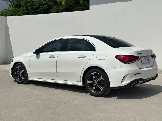 Mercedes-Benz A-Class — Фото автомобиля 17