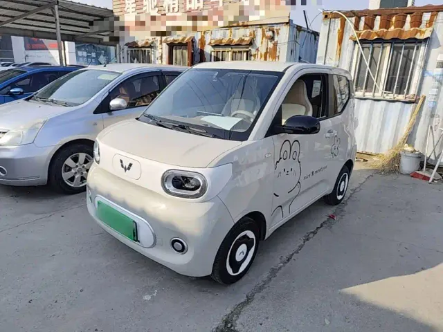 Фотография автомобиля — Wuling Hongguang Mini EV
