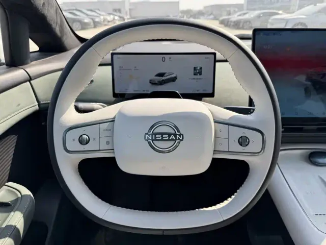Nissan N7 — Фото автомобиля 11
