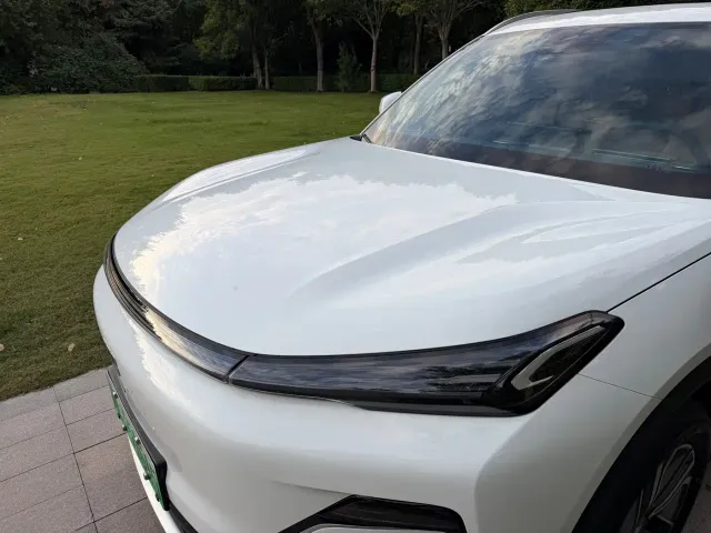 Geely Galaxy Starship 7 EM-i — Фото автомобиля 21