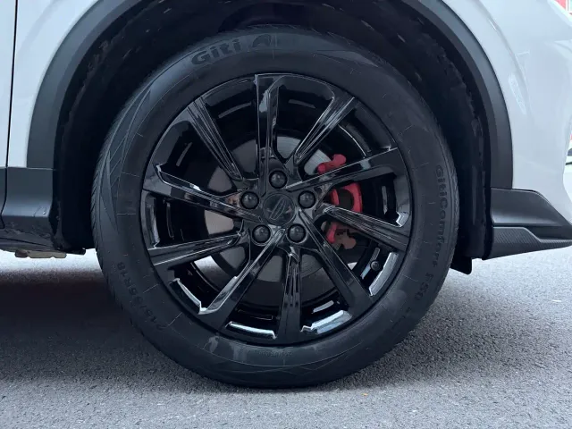 Geely Binyue — Фото автомобиля 23